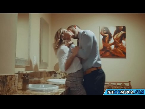 ❤️ Ko vas prsata blondinka zapelje na javnem stranišču ❌ Trdi porniči na sl.sex78.ru ❤